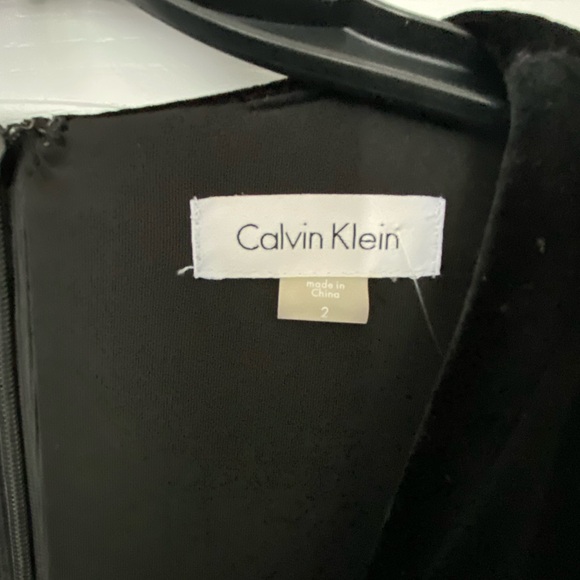 Calvin Klein size 2 dress - Picture 4 of 4